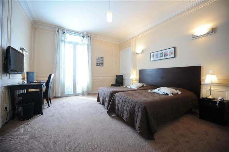 Hotel Continental Pau Centre Dış mekan fotoğraf